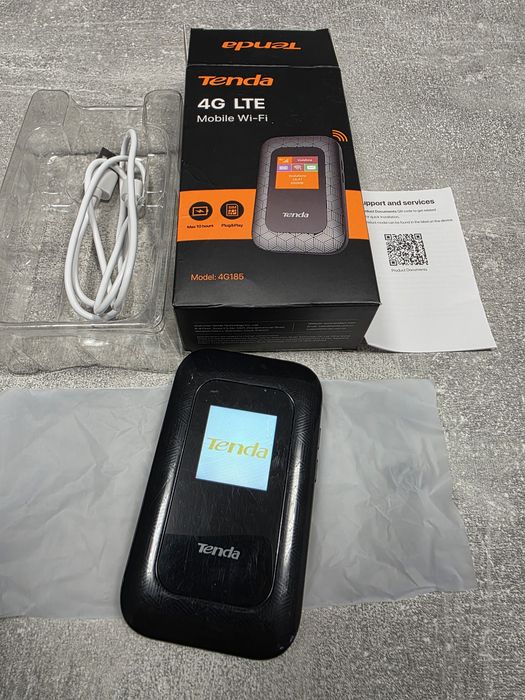 Vand router portabil 4G Tenda liber de retea