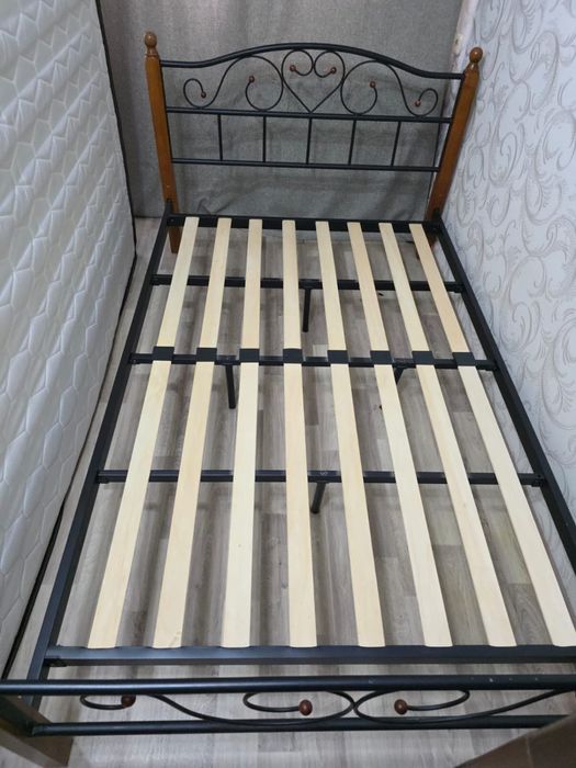 Продам кравать и матрас