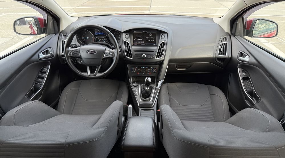 FORD Focus 2015 — imagine 5