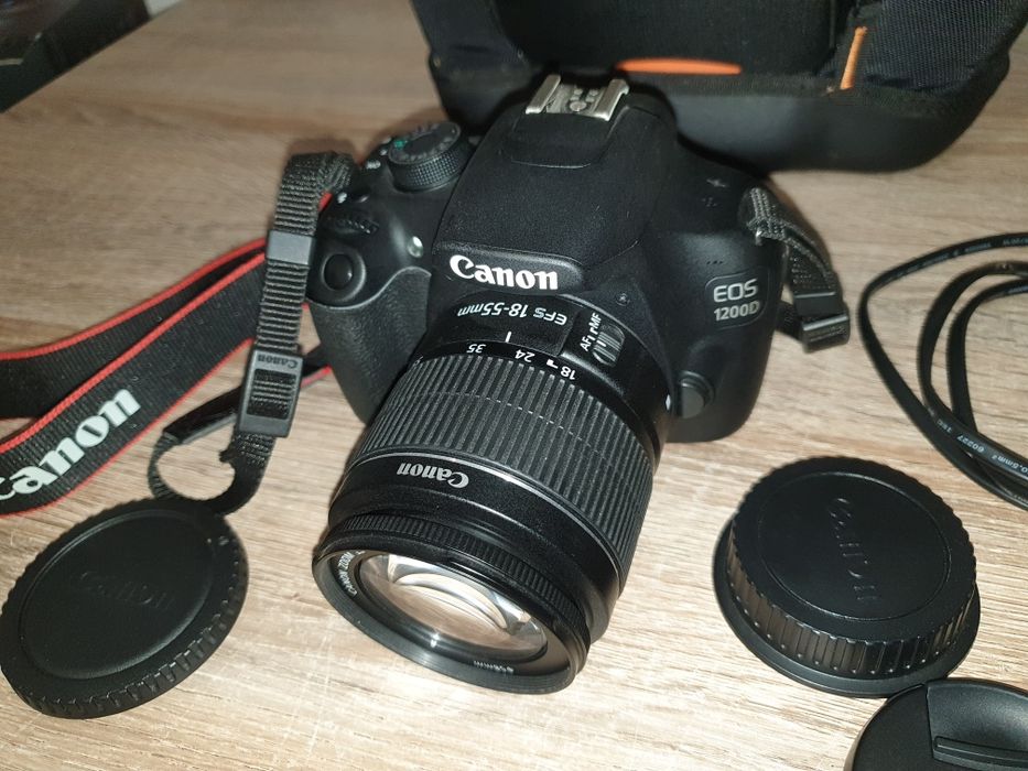 Aparat foto dslr canon eos 1200d ca nou