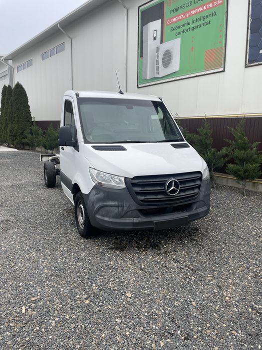 Dezmembrez sprinter 907/910 motor om654