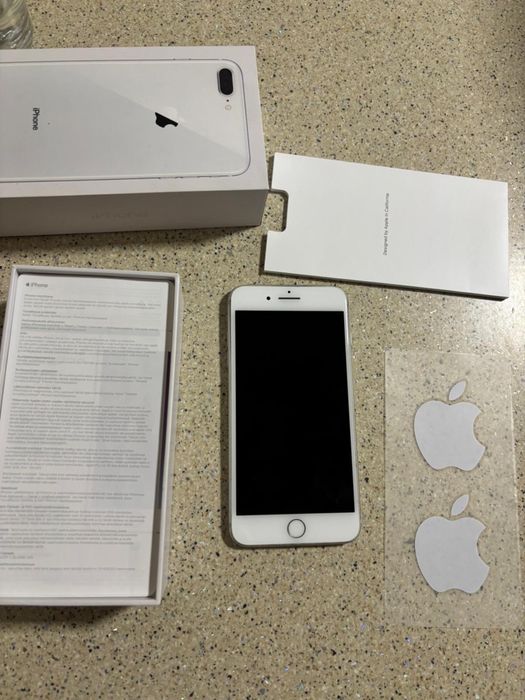 Telefon Iphone 8 plus