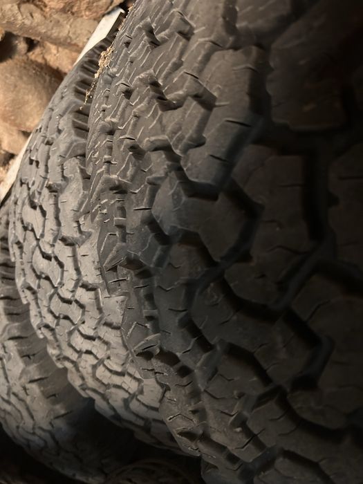 Гуми с джанти BFgoodrich 32