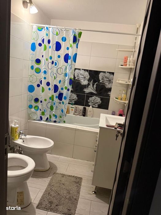 Apartament 4 camere, Pitesti, strada Dacia