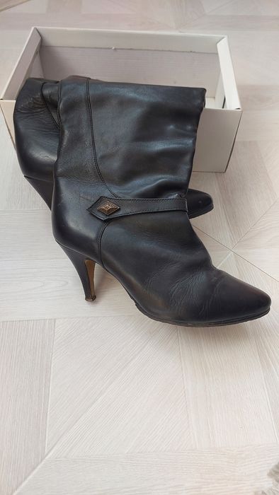 Кожаные сапоги,Югославия 35 р.