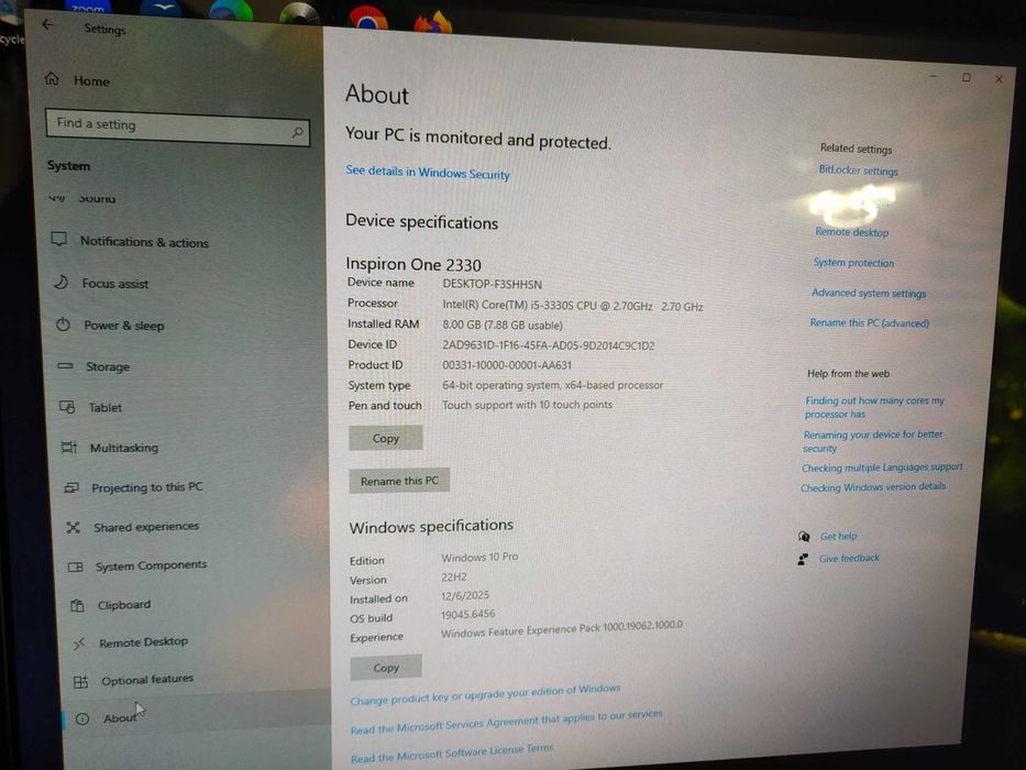 de vanzare All-in-One PC Dell Inspiron One 2330 (Intel Core i5-3330S