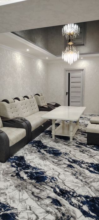 Сдаётся 2х комнатная квартира на 1 этаже Азиз Базар в дол дороге
