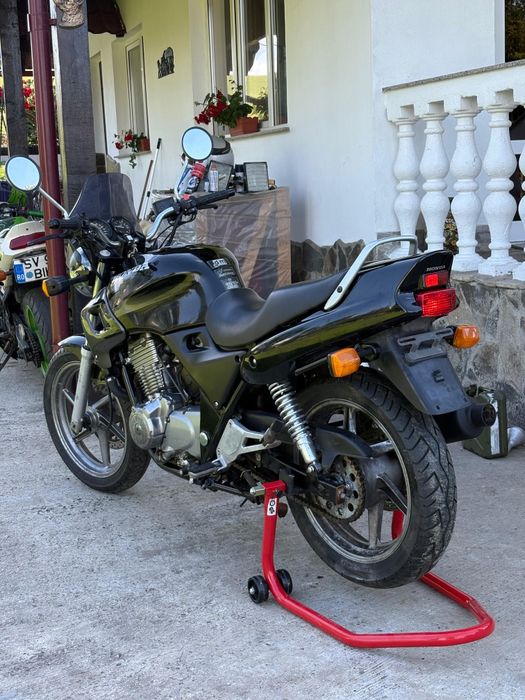 Honda cb 500 an fabricatie 1998  acte Germania