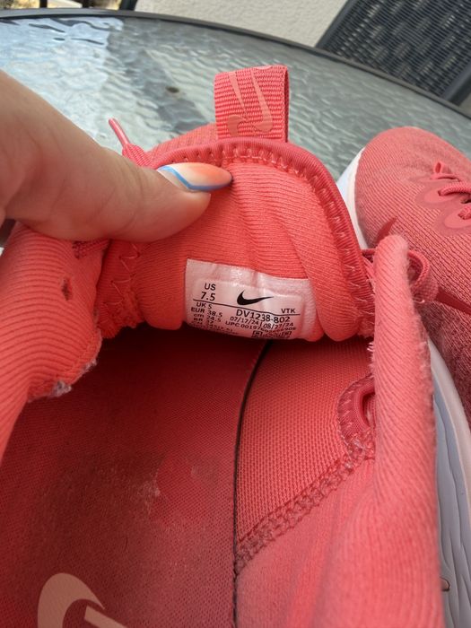 Nike 38,5 като нови