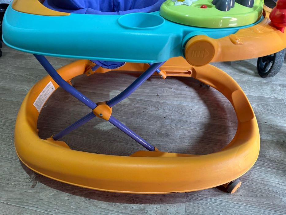 Срочно продам ходунок !