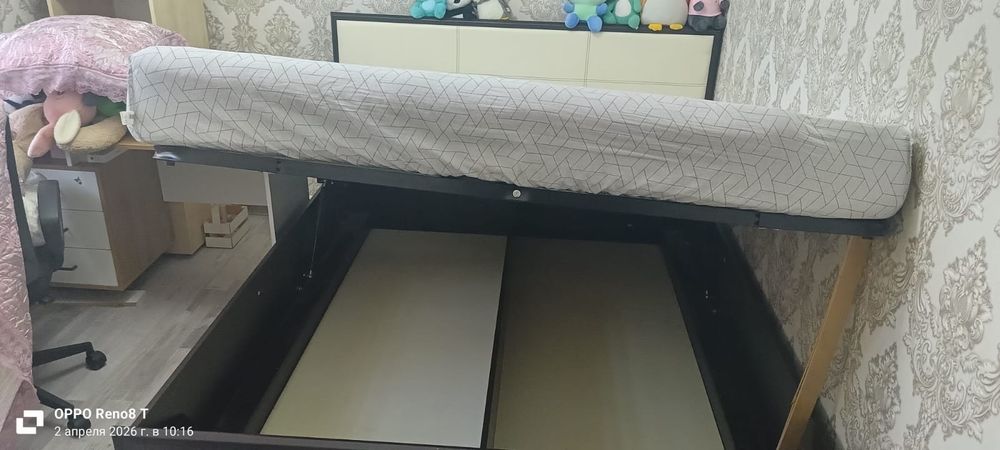 Спальный гарнитур , производство Россия