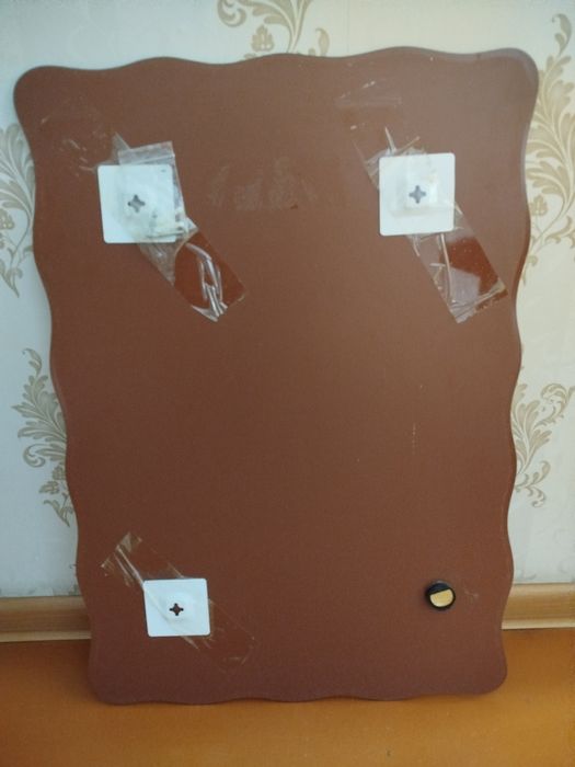 Зеркало настенное