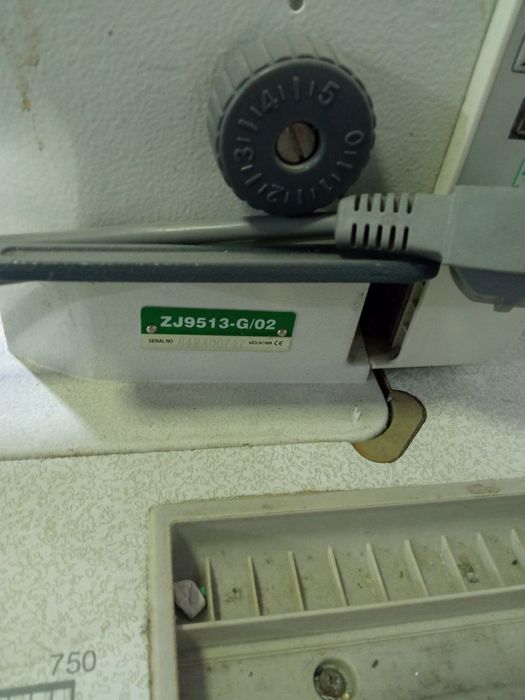 Тику мошинка сотилади 150уе