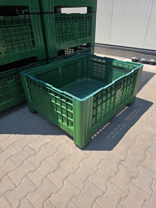 Boxpalet perforat cu patru picioare, 1200 mm x 1000 mm x 580 mm, Verde/ 750 ronTRANSPORT GRATUIT