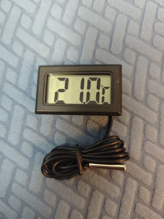 Термометр цифровой