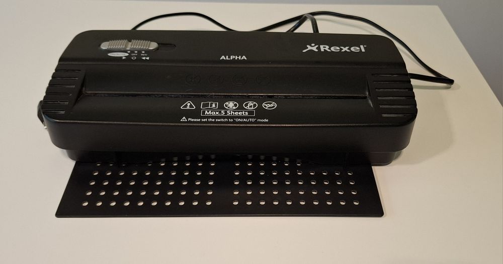 Шредер Rexel ALPHA