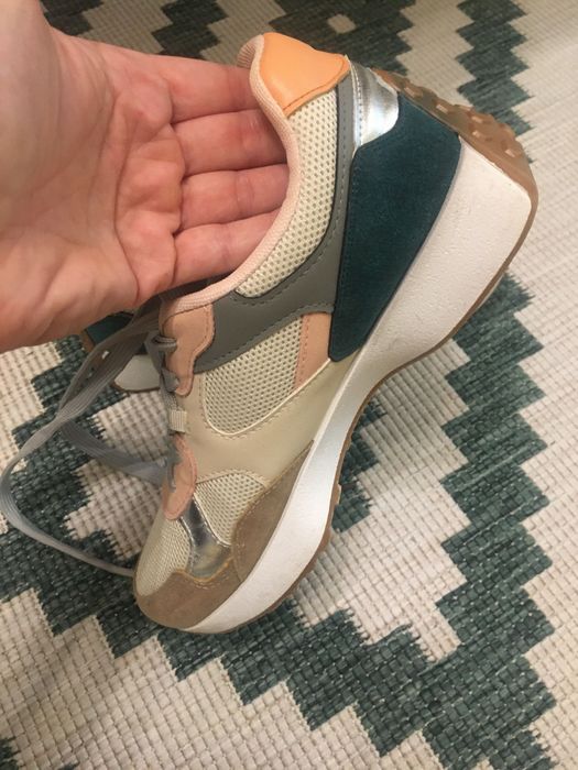 Дамски удобни кецове