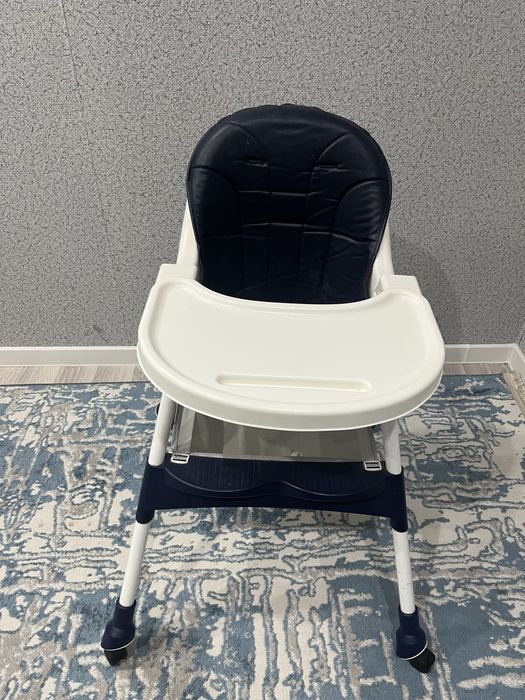 Продаётся стол для кормления