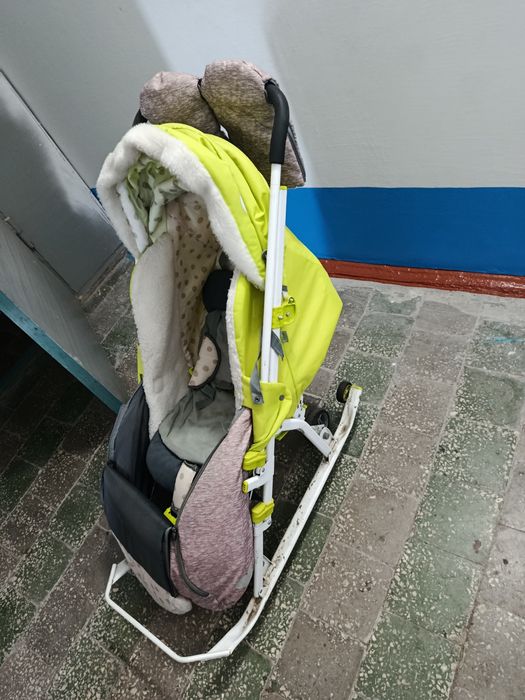 Продам сани детские