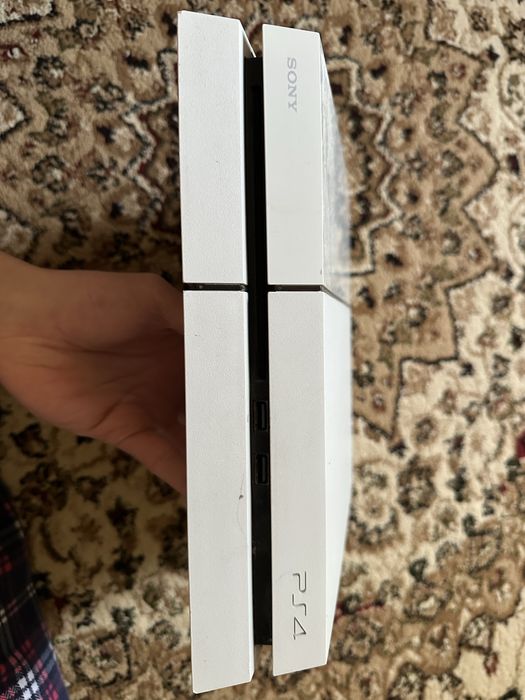 Playstation 4 410 GB