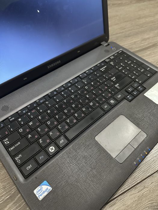 Продаю ноутбук Samsung