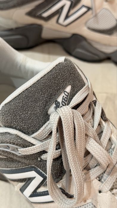 New Balance 9060