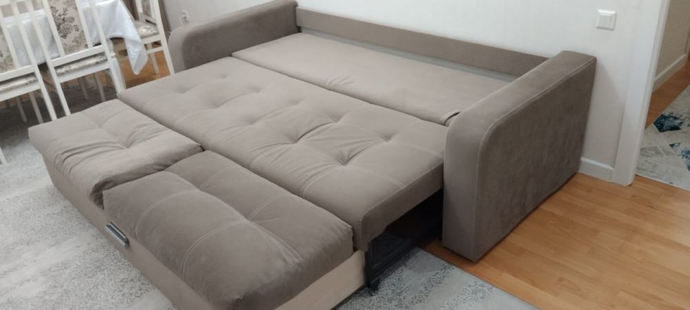 Продвется диван.