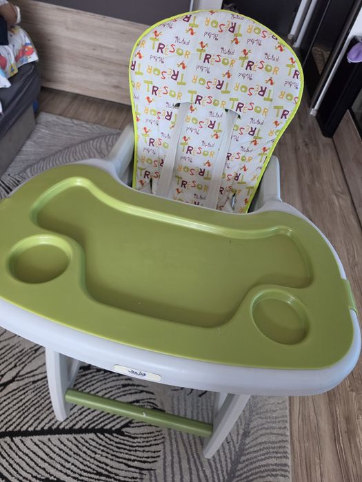 Scaun de masa pt bebe/copii