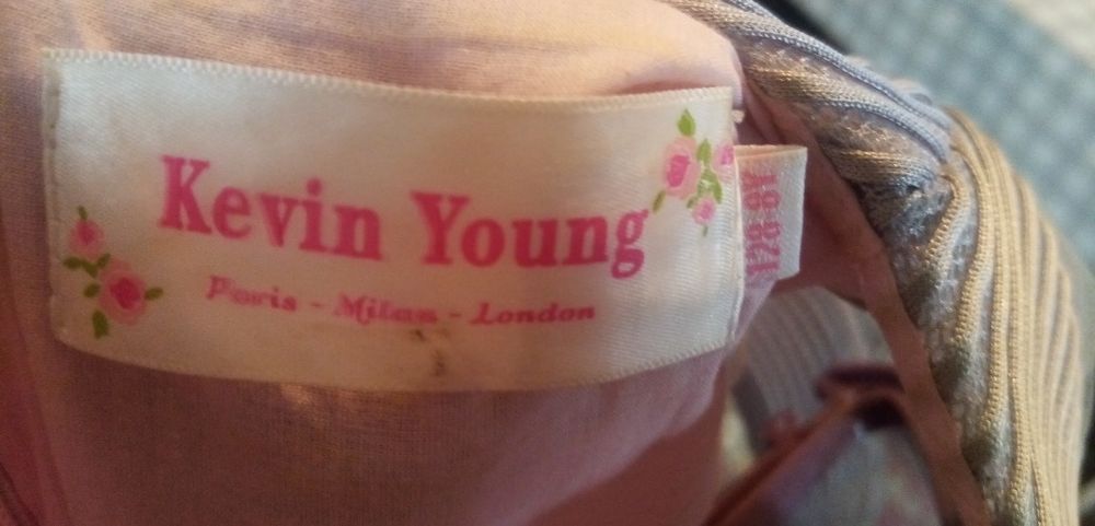 Красивое платье пушистое