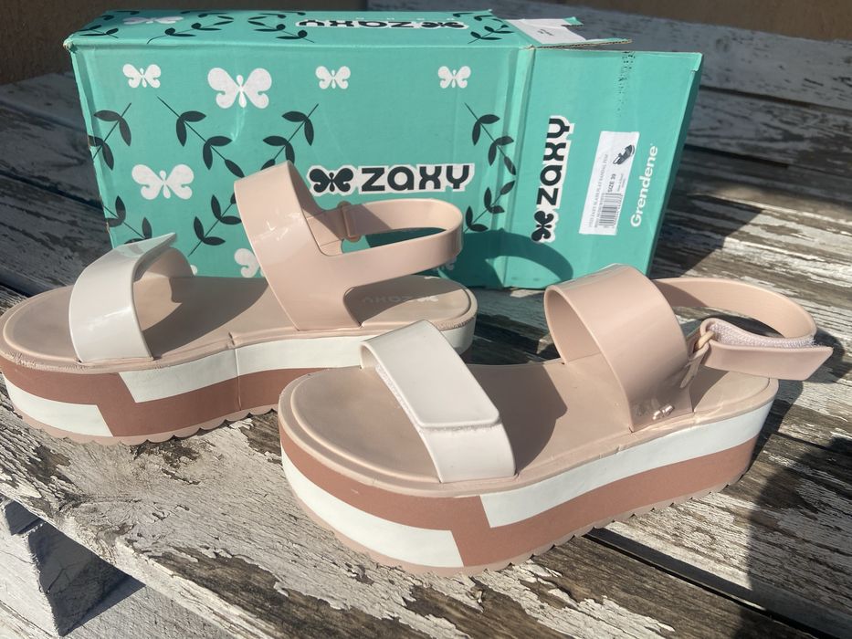Бразилски сандали Zaxy (Ipanema), платформа, размер 38