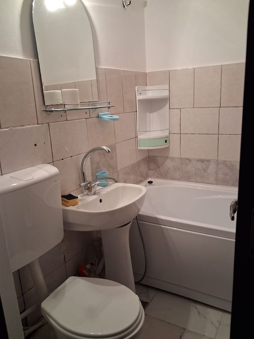 Garsoniera de închiriat