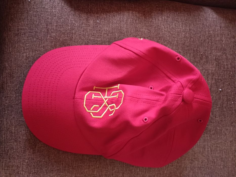 Мъжки и женски шапки-5лв