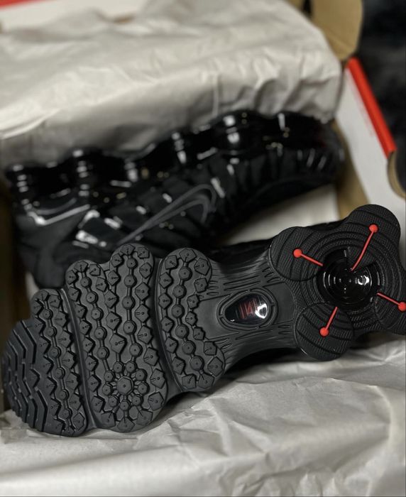 Nike Sportswear 'SHOX TL' {36-46}