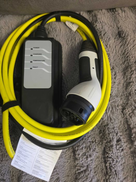 Incarcatoare Statii  masini electrice Hybrid Tesla Mercedes Nissan Bmw Hyundai Volvo