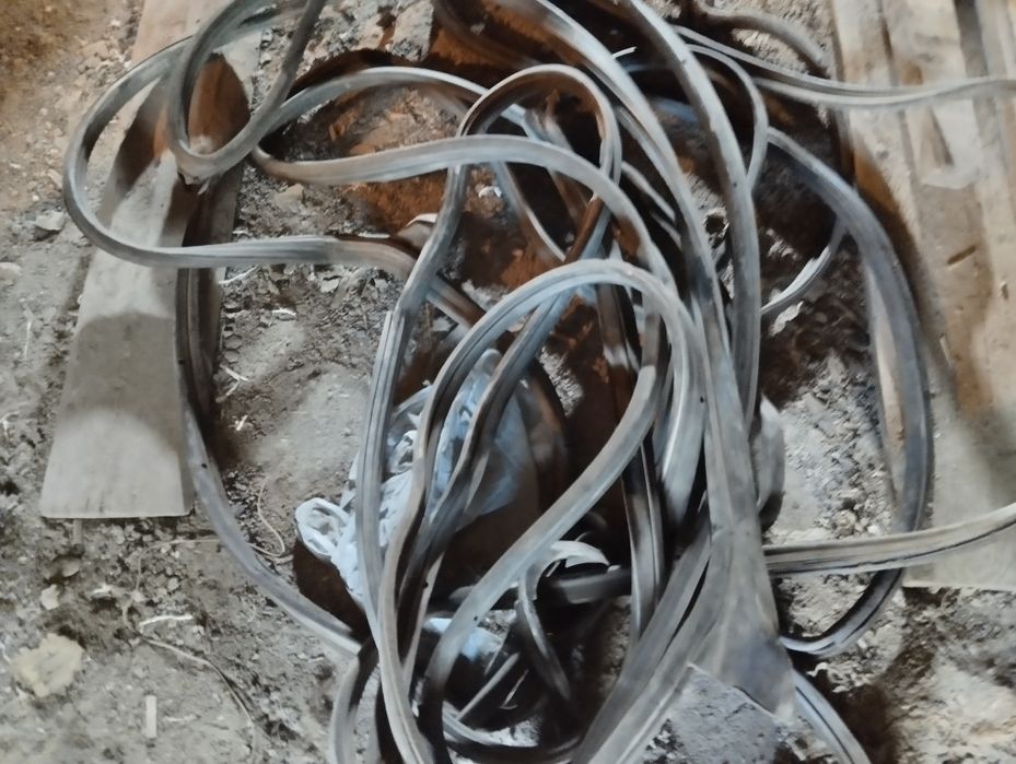 Уплотнители дверей Мерседес 190