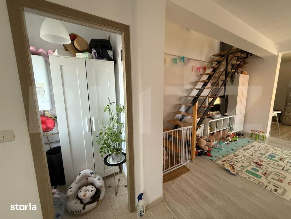 Triplex de vanzare Utvin 85mp 4 camere 2 bai 270mp teren