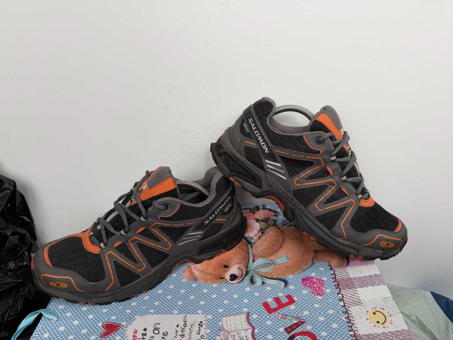 Salomon Gore-Tex''оригинални мъжки туристически обувки 43 номер