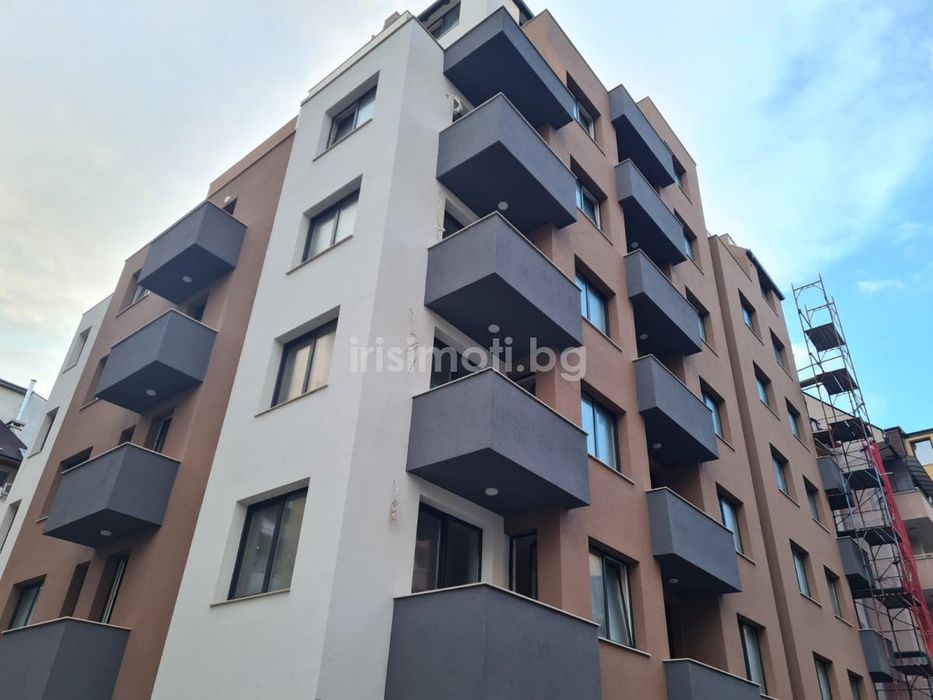 Продава се Тристаен апартамент в София, Дървеница - 125 кв.м за 2480 €/кв.м - Снимка #3