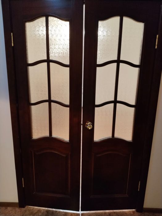 Продам межкомнатные двери