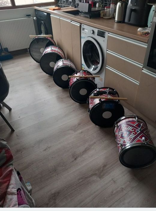Vând tobe de folclor noi