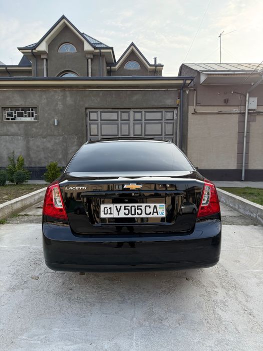 Qora gentra, 2023 yil, 30.000 probeg, 8 oy tonirovka, kraska toza