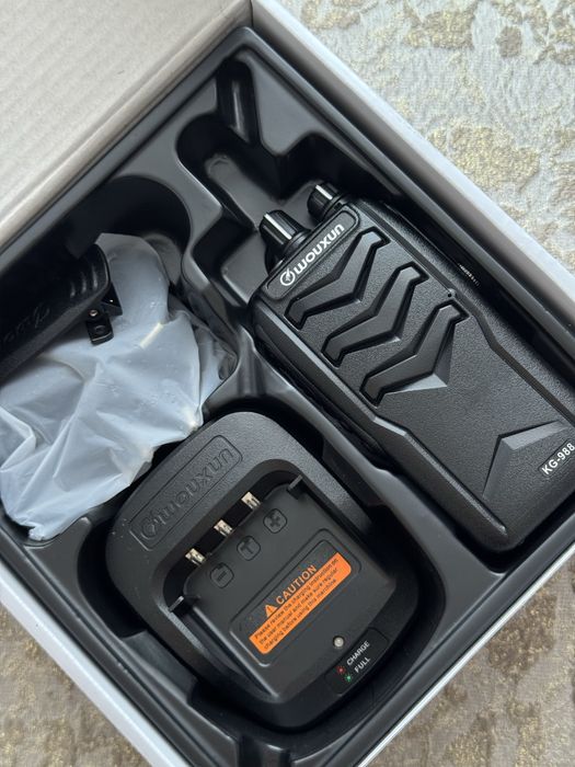 Рация Wouxun KG-988