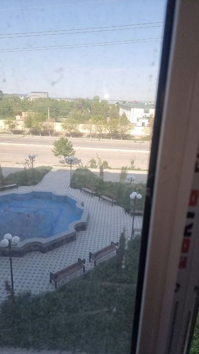 Buxoro shahar 7-mikrorayonda kvartira tez va arzon sotiladi. Oladigan