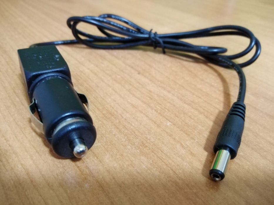 Incarcator auto - pentru lampi solare etc