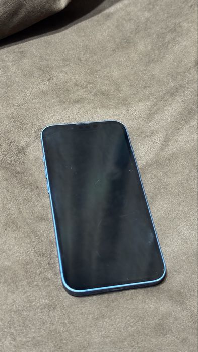 Продается iPhone 13