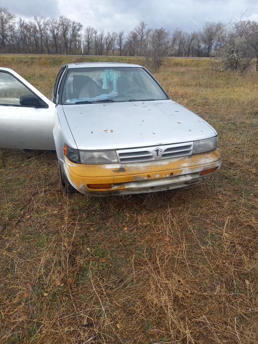 Продам Нисан Максиму 1989г двигатель 3.0 кпп механика .