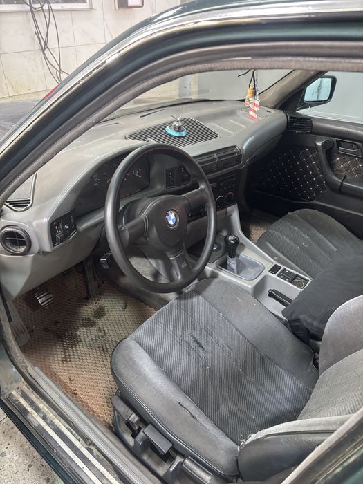 Срочно продам е34