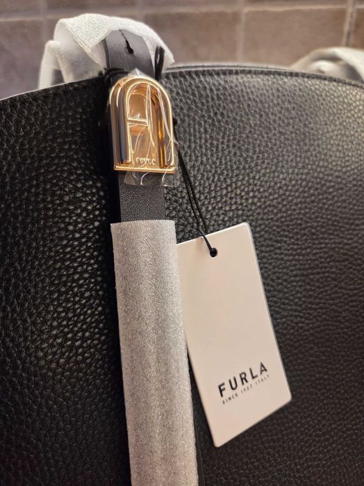 Дамска чанта Furla - НОВА