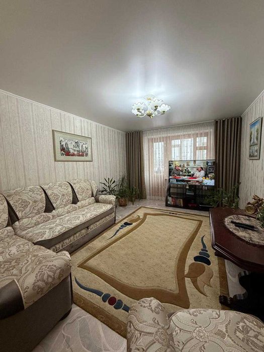 Продам 3-комн квартиру в Центре