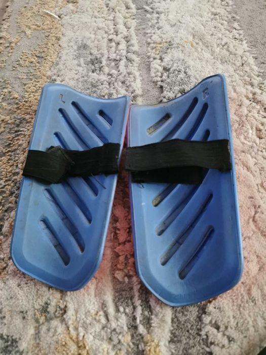 Vând apărători puma Ultra light